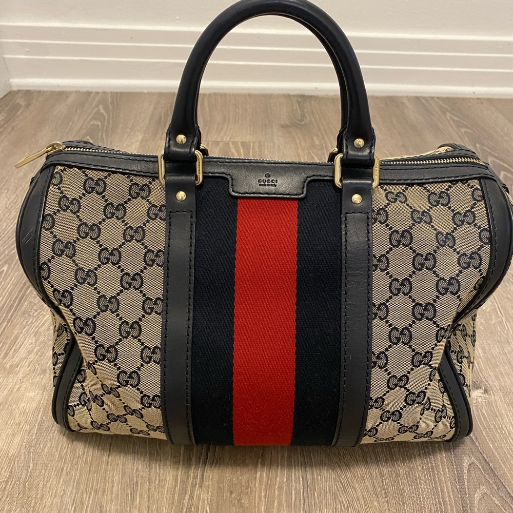 SOLD- AUTHENTIC GUCCI Canvas/leather Vintage Boston Bag Crossbody Red/Navy - Picture 2 of 15